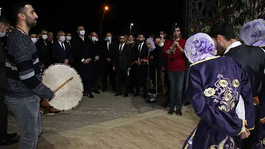 Adalet Bakanı Gül:''..antidemokratik uygulamalar devreye girdi' dedi.