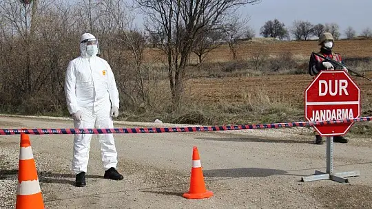 Afrika'dan gelen şahıs 10 kişiye Covid-19 bulaştırdı, köy karantinaya alındı