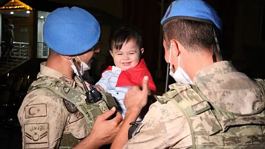 Afrin'den dönen kahraman JÖH'çüler vatanlarına ve sevdiklerine kavuşmanın mutluluğunu yaşadı