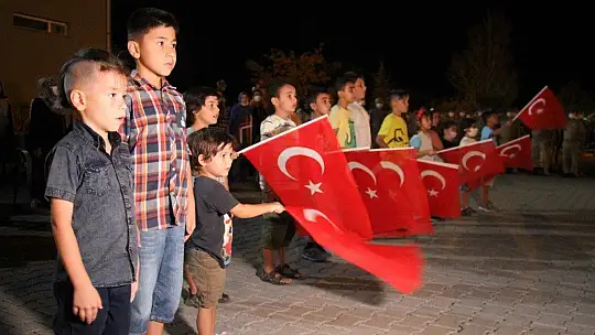 Afrin'den dönen kahraman JÖH'çüler vatanlarına ve sevdiklerine kavuşmanın mutluluğunu yaşadı