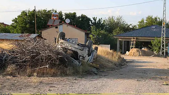 Ağaçları kırıp tarlaya uçtu, tekerleği ise 50 metre uzaklıktaki bahçeye fırladı