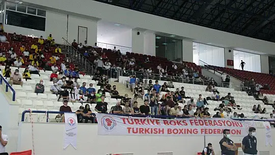 Ahmet Uygur Türkiye Ferdi Boks Şampiyonası sona erdi