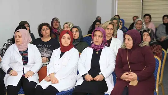 Aile Okulu Projesi Elazığ'da velilerin büyük ilgisini gördü