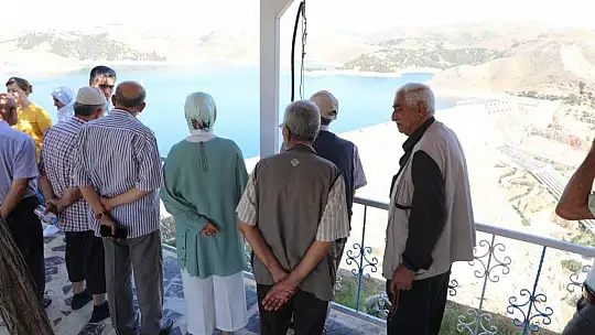 AK Parti Elazığ Milletvekili Balık, huzurevi sakinleriyle bir araya geldi