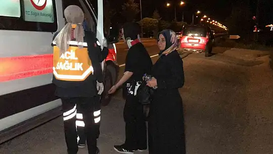 Alkollü sürücü seyir halindeki araca çarpıp kaçtı: 4 yaralı