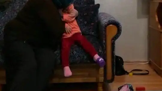 Annesinden Geriye Bir Tek Video Kaldı