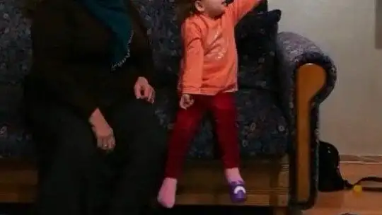 Annesinden Geriye Bir Tek Video Kaldı