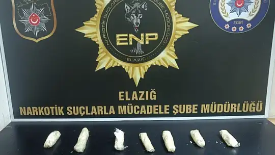 Aracın marşpiyeline zulalanmış uyuşturucu ele geçirildi: 4 tutuklama