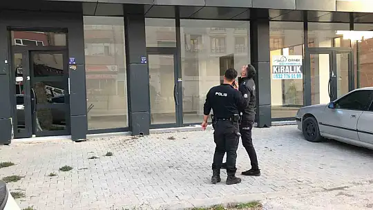 Asansörle birlikte zemine çakılan çocuk yaralandı