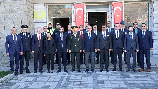 Atatürk'ün Elazığ'a gelişinin 86'ncı yıl dönümü kutlandı