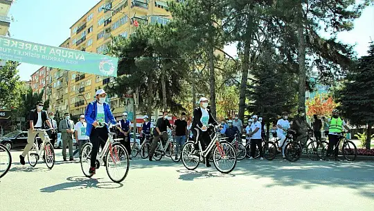 Avrupa Hareketlilik Haftası kapsamında vali ve başkan pedal çevirdi