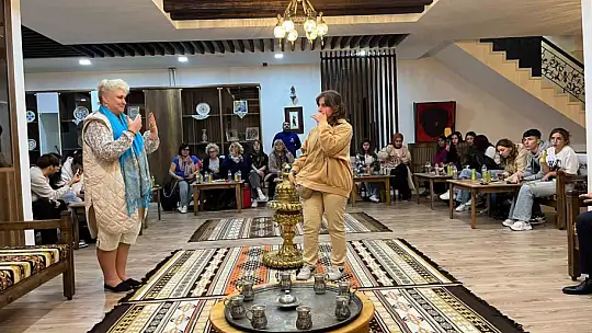 Avrupalı öğrencilerden Harput'a tam not