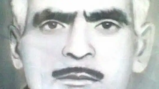 Aytar, kabri başında anıldı
