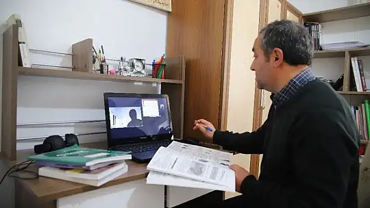 Azmin adı: 'Reşit öğretmen'