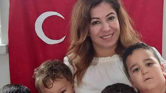 Azmin ismi Yeşim öğretmen..