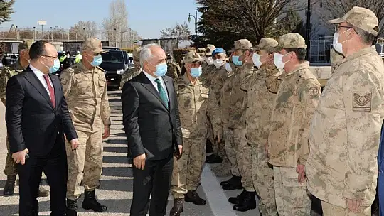 Bakan Yardımcısı Ersoy ve Jandarma Genel Komutanı Çetin Elazığ'da