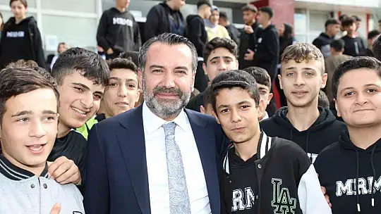 Başkan Şerifoğulları, eğitimci ve öğrencilerle bir araya geldi