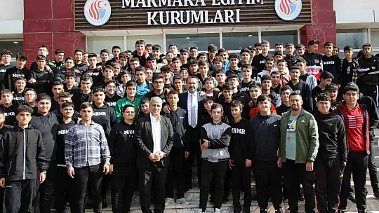 Başkan Şerifoğulları, eğitimci ve öğrencilerle bir araya geldi