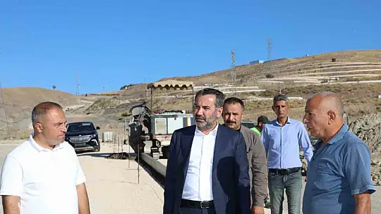 Başkan Şerifoğulları, Karşıyaka-Beyyurdu yolunda incelemelerde bulundu