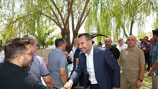 Başkan Şerifoğulları vatandaşlarla bir araya geldi