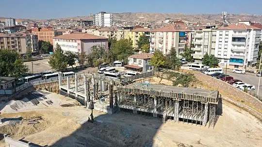 Başkan Şerifoğulları, yapımı süren projeleri yerinde inceledi