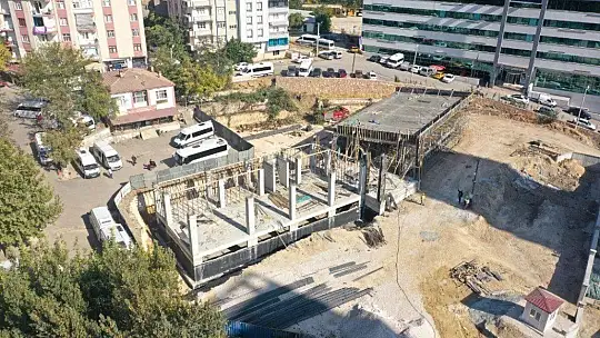 Başkan Şerifoğulları, yapımı süren projeleri yerinde inceledi