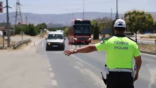 Bayram tatili dönüşünde trafik denetimleri arttı