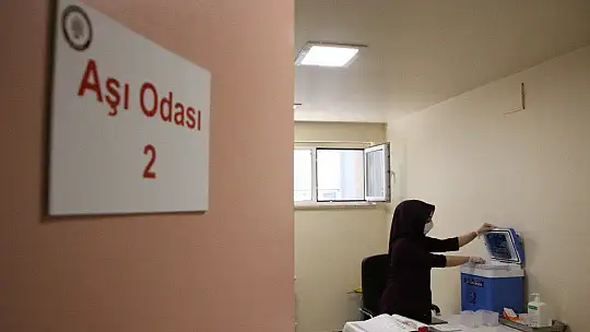 Bayramı hastanede geçiren sağlıkçılar anlattı, yüzler farklı talepler aynı dikkat