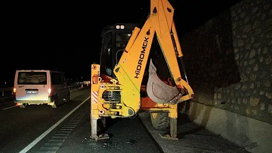 Belediye Başkanı kaza yaptı, araç hurdaya döndü: 7 yaralı