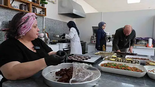 Bileziğini satıp dükkan açtı, kendi işinin patronu oldu