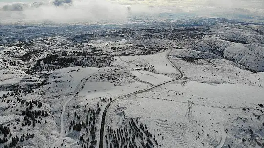 Bin 200 rakımlı Harput'ta kar güzelliği