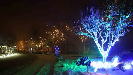 Bin 400 rakımlı Harput'ta kar yağışı eşsiz manzaralara sahne oldu