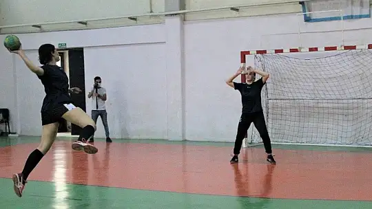 Bir başarı hikayesi 'Demir Kızlar'