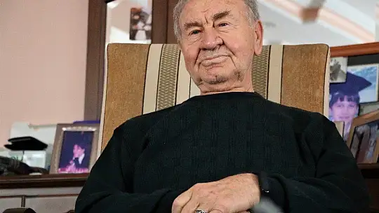 Bir Steteskop'la 62 yıl doktorluk yapan çift: 'Bugün arkadaşlar çok büyük imkanlara sahip, sağlıkta çok iyiyiz'