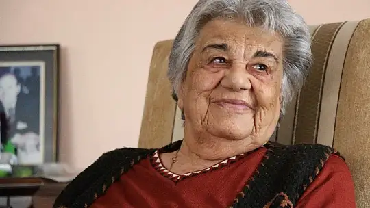 Bir Steteskop'la 62 yıl doktorluk yapan çift: 'Bugün arkadaşlar çok büyük imkanlara sahip, sağlıkta çok iyiyiz'