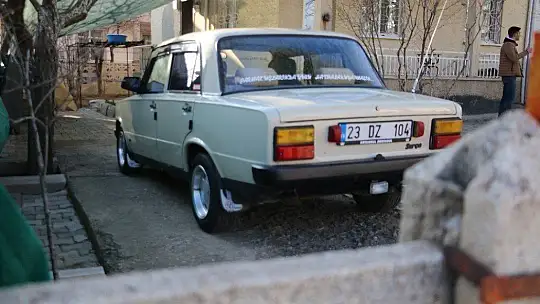 Bu araç 27 yaşında sadece 50 bin kilometre yol yaptı