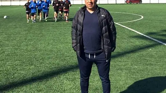 Bülent Güllü, UEFA A Lisans Kursu'na katıldı