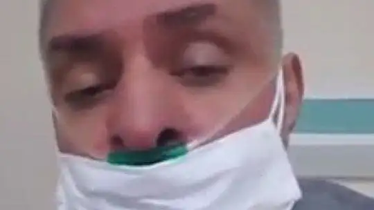 Ciddiye almıyordu, Kovid-19 olunca herkesi yattığı hastaneden uyardı