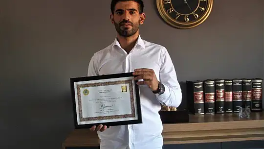 Çobanlık yaparken hukuk fakültesini kazandı, şimdi savcılık sınavına hazırlanıyor
