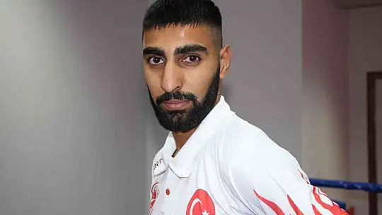 Çocukluk hayalini gerçeğe dönüştürdü, şimdi dünya şampiyonasına hazırlanıyor