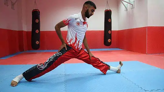 Çocukluk hayalini gerçeğe dönüştürdü, şimdi dünya şampiyonasına hazırlanıyor