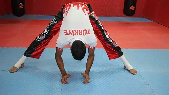 Çocukluk hayalini gerçeğe dönüştürdü, şimdi dünya şampiyonasına hazırlanıyor