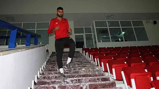 Çocukluk hayalini gerçeğe dönüştürdü, şimdi dünya şampiyonasına hazırlanıyor