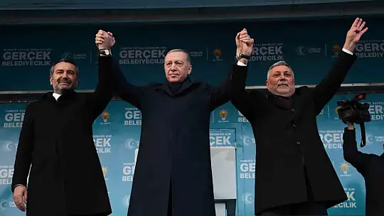 Cumhurbaşkanı Erdoğan: 'Bir dönem teröristlerin cirit attığı yerlerde bugün turistler korkusuzca geziyor'