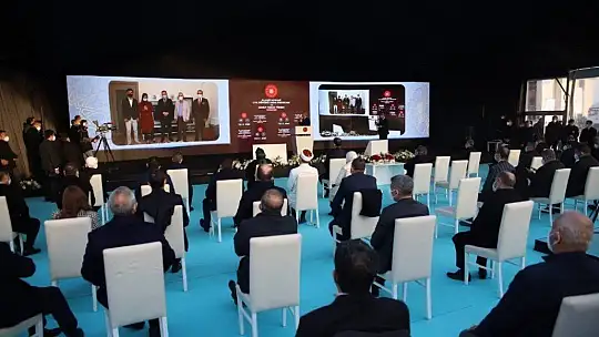 Cumhurbaşkanı Erdoğan: 'Elazığ'da 8 bin ailemizi yeni evlerine kavuşturmuş oluyoruz'