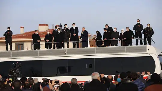 Cumhurbaşkanı Erdoğan: 'Millete efendi olmaya değil hizmetkar olmaya geldik ve bu yola devam ediyoruz'