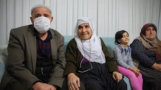 Cumhurbaşkanı Erdoğan'a sevgisiyle dikkat çeken Rabia nine, o anları anlattı