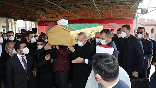 Cumhurbaşkanı Erdoğan, Hafız Abdullah Nazırlı'nın cenaze namazına katıldı