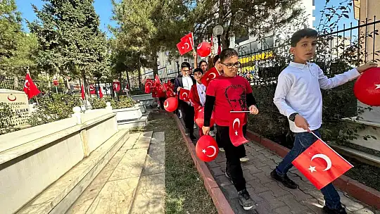 Cumhuriyet'in 100. yılında coşku, hüzün ve gurur bir arada