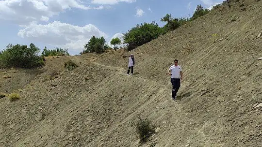 Dağda rahatsızlanan çobanın imdadına ambulans helikopter yetişti